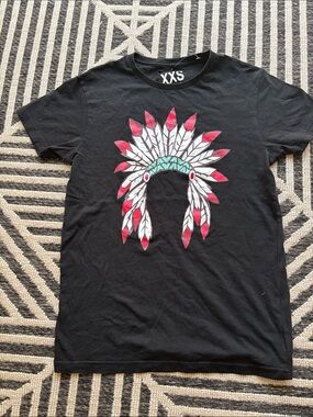XXS Black Graphic Tee with Feather Headdress